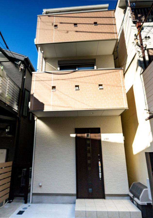 大阪ドーム徒歩10分、九条駅から3分、難波直通6分、海遊館7分、Usj11分 Villa Bagian luar foto